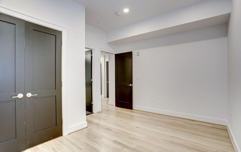 Building Photo - 836 Varnum St NW