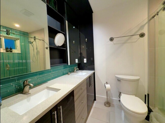 Building Photo - 806 Argonaut Is