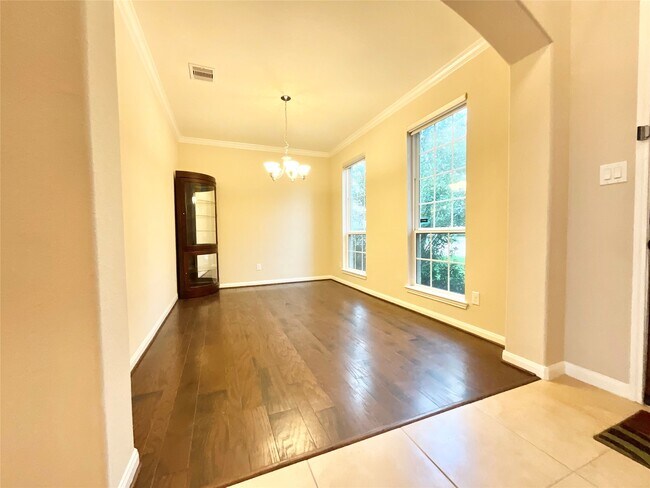 Building Photo - 26954 Mustang Retreat Ln