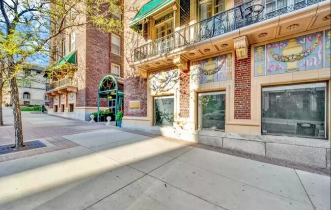 Building Photo - 29 S State St