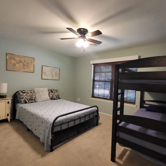 Building Photo - Furnished Rental for Lease