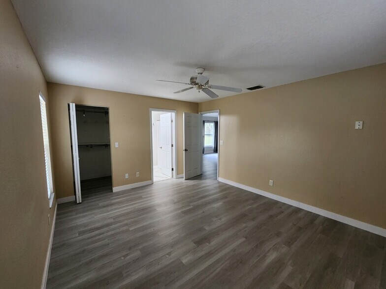 Building Photo - 5921 Wauchula Rd