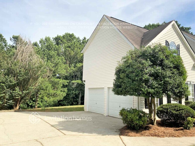 Building Photo - 260 Saddle Ridge Way