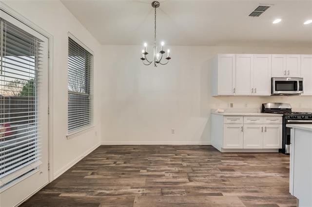 Building Photo - 305 Ferndale Dr