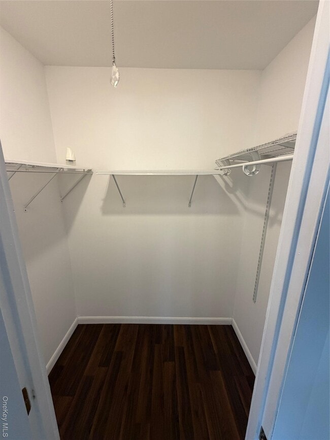 Building Photo - 17 Village Park Dr