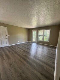 Building Photo - 3214 Tallywood Dr