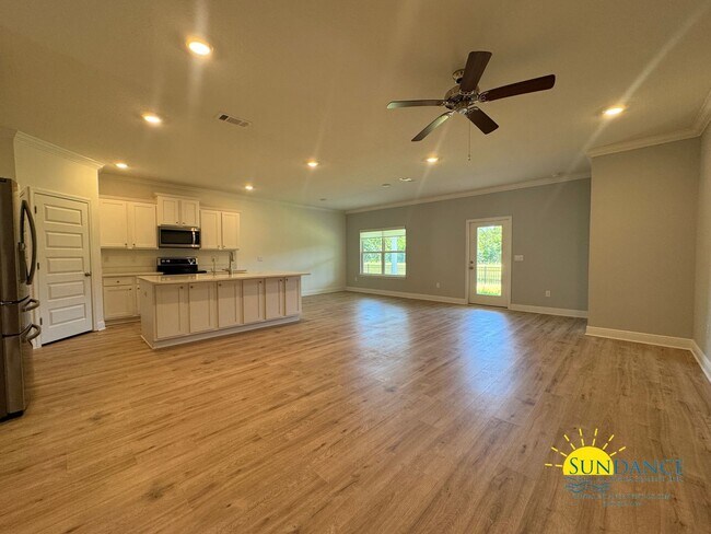 Building Photo - 175 Emarie Grey Cir