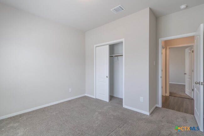 Building Photo - 5410 Friars Lp