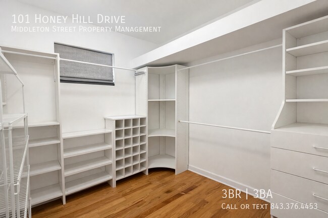 Building Photo - 101 Honey Hill Dr