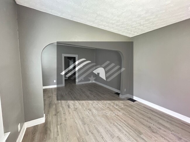 Building Photo - 314 Lorenz Ave