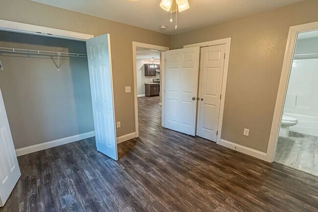 Building Photo - Eastern Eight- Bristol, VA- SFH