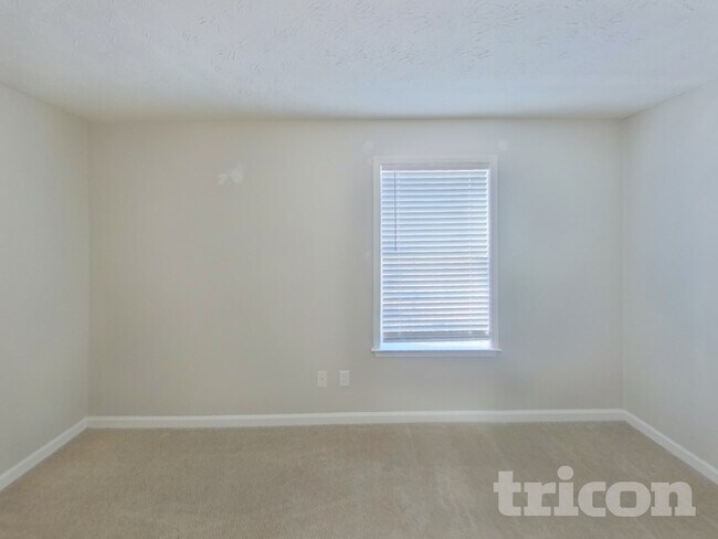 Building Photo - 222 Whistle Way