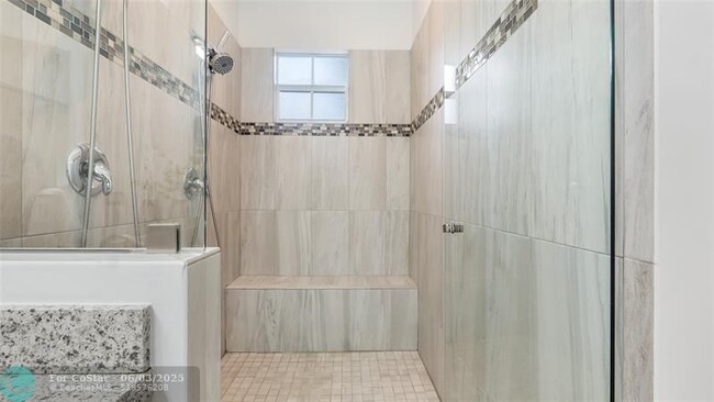 Building Photo - 7989 NW 128th Ln