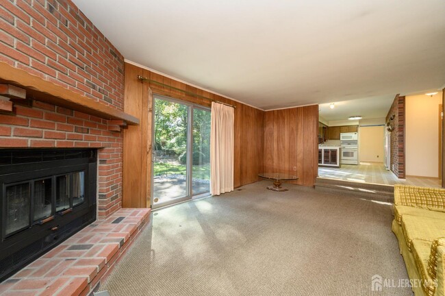 Building Photo - 3996 Park Ave