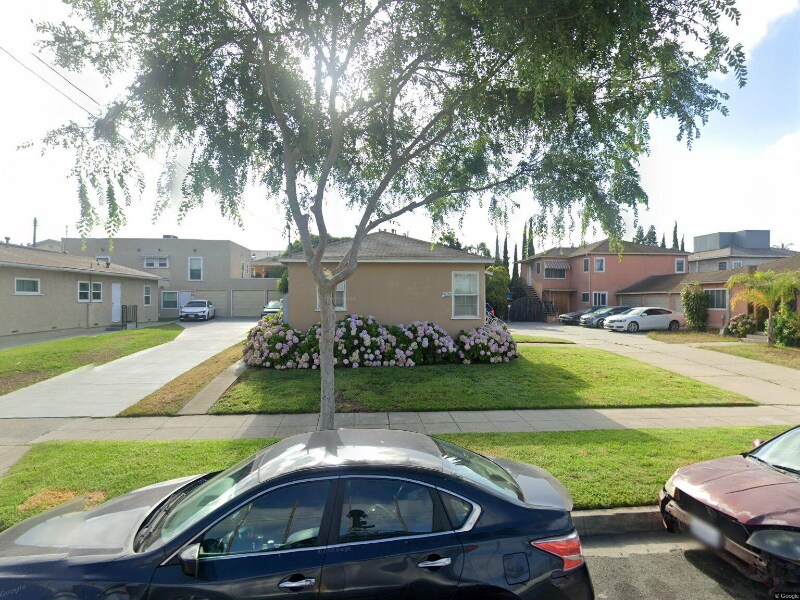 Building Photo - 520 S Inglewood Ave