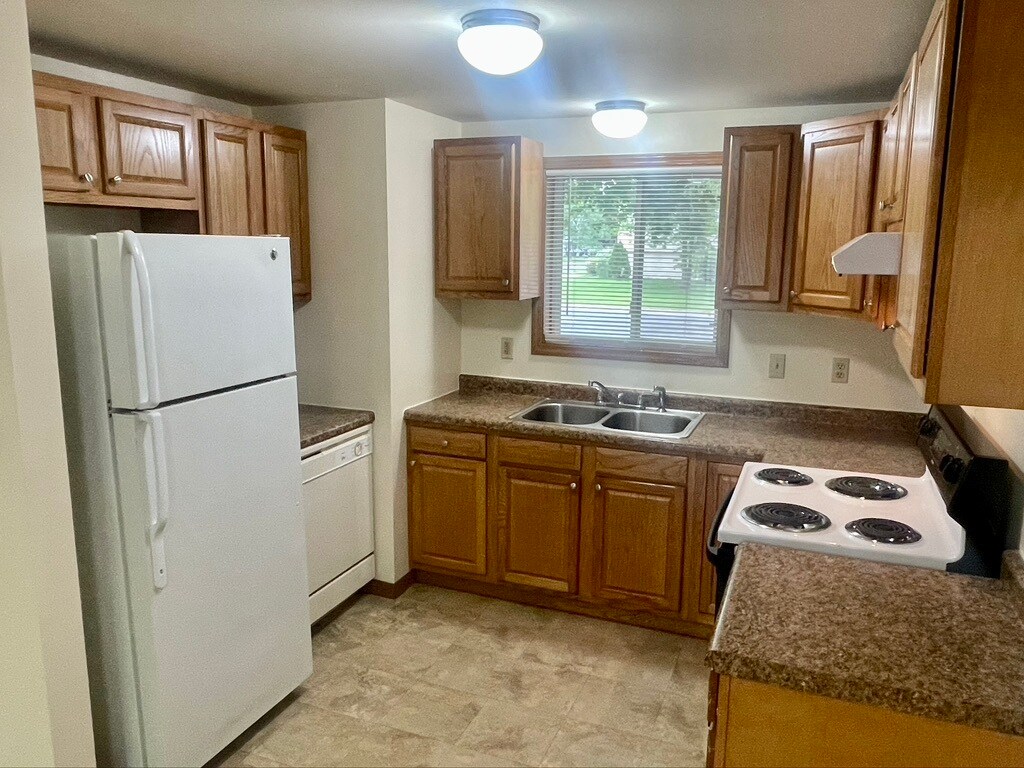 Building Photo - 2065 Emery Ct