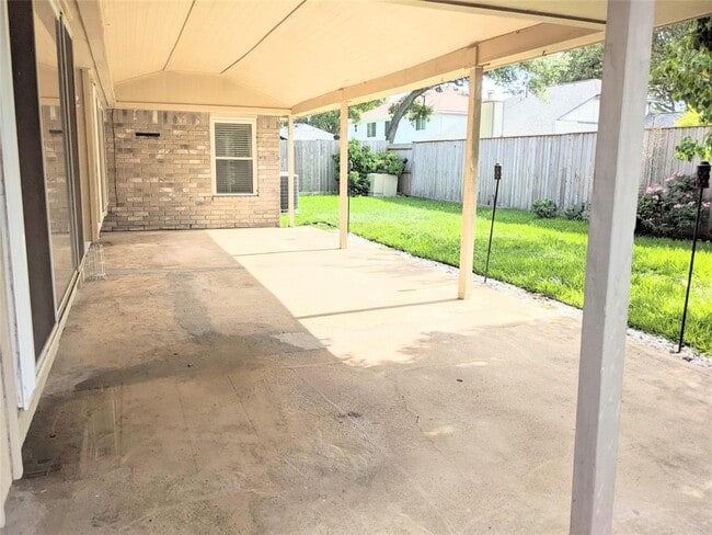 Building Photo - 1206 Three Forks Dr