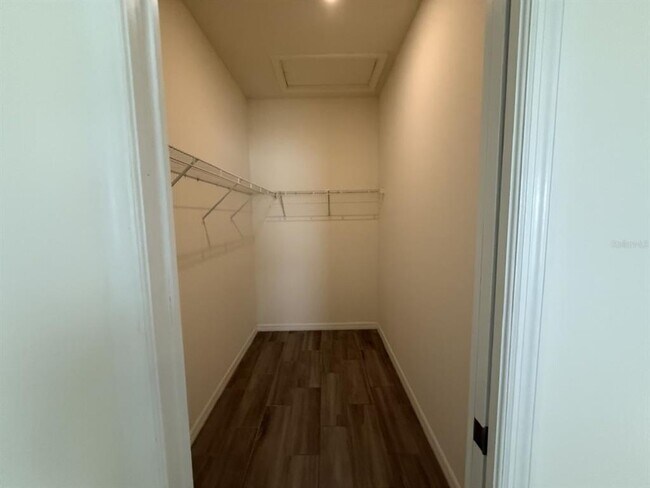 Building Photo - 397 Baytree Dr