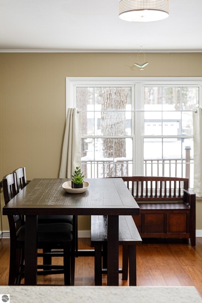 Building Photo - 1704 Comanche St