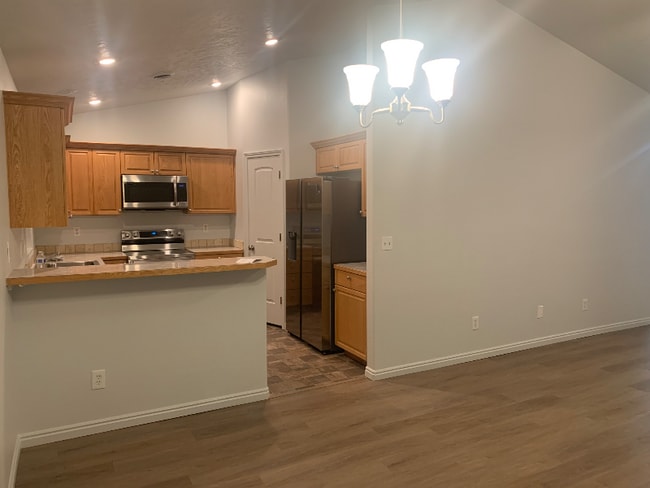 Building Photo - 1049 Manchester Ct