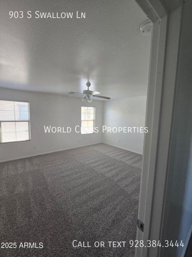 Building Photo - 903 S Swallow Ln