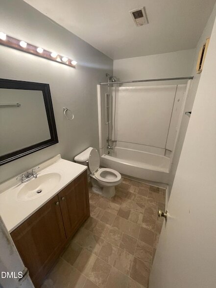 Building Photo - 5155 Windy Hill Dr