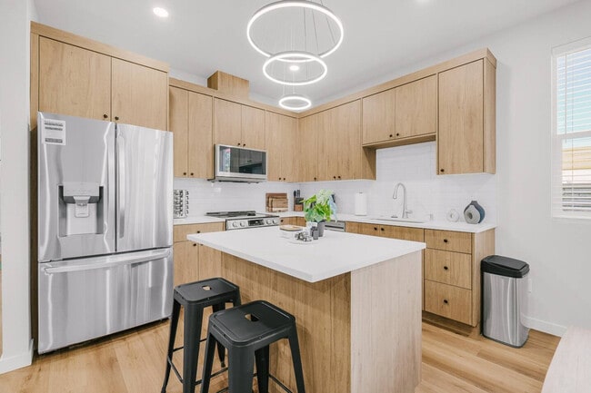 Building Photo - 3202 NW Division St