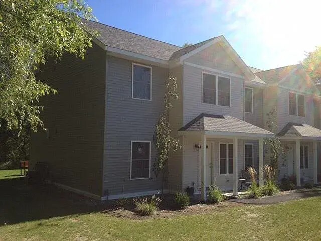 Building Photo - 369 W Sand Lake Rd