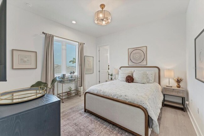 Building Photo - 6028 Red Mangrove Ln