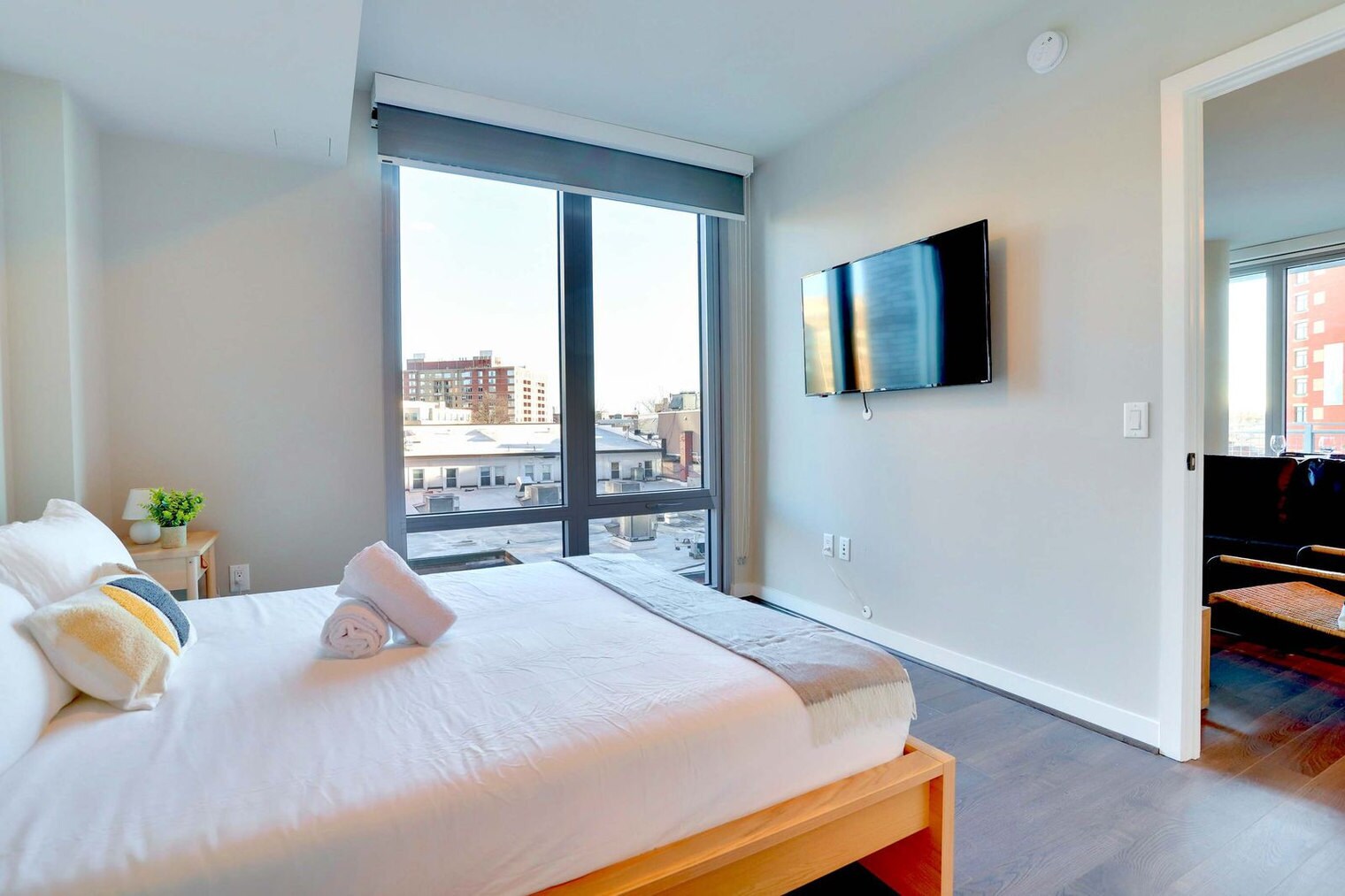 Building Photo - 1122 N Hudson St