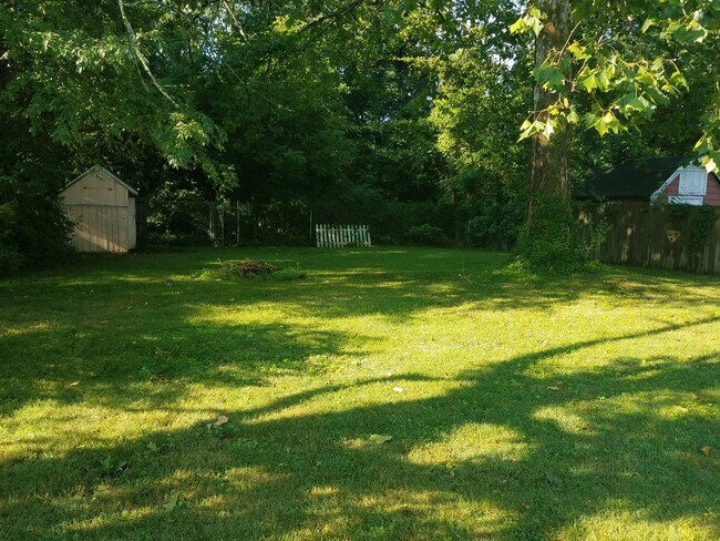 Building Photo - 3122 Voll Ln