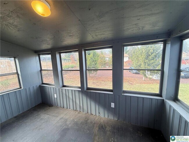 Building Photo - 5328 PA-309