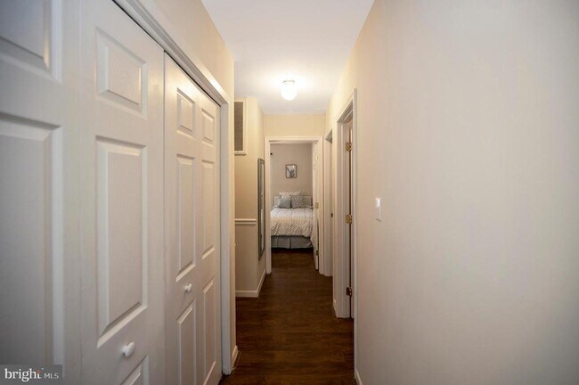 Building Photo - 206 Pleasants Dr