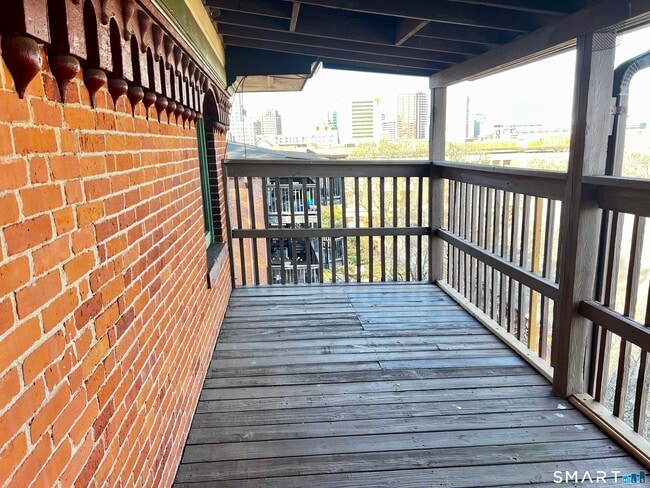 Building Photo - 34-36 Charter Oak Pl