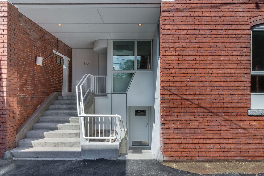 Building Photo - 175 Western Ave