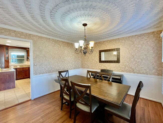 Building Photo - Ready 07-07-25!! Fantastic 4-Bedroom Home ...