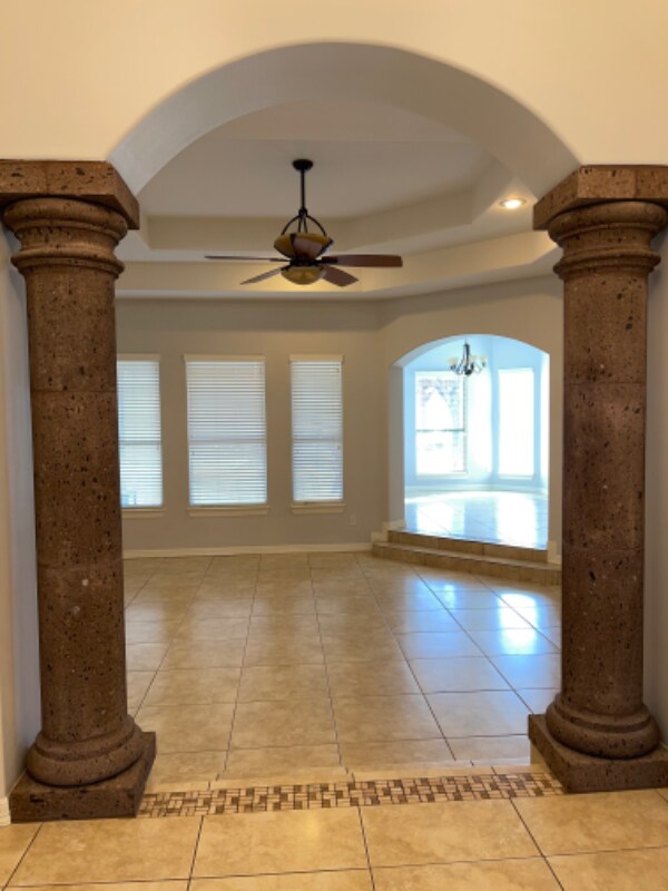 Building Photo - 1326 Ricco St