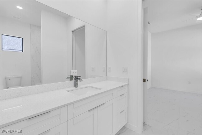 Building Photo - 3924 NW 38th St