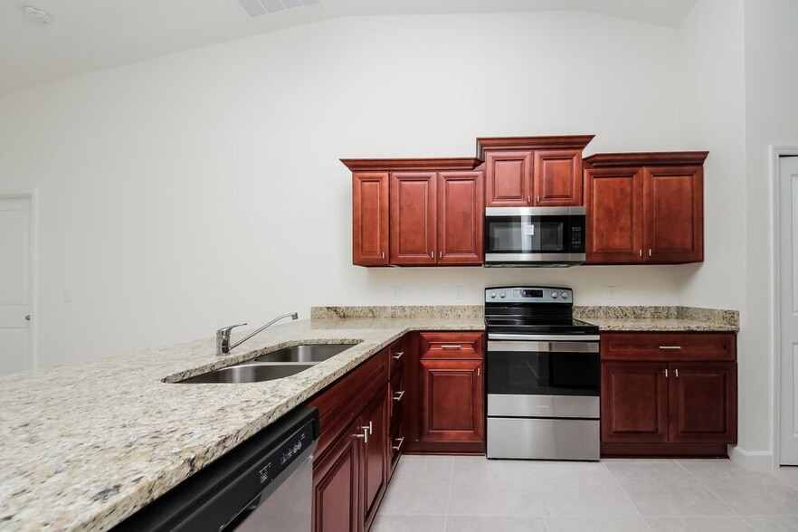 Building Photo - 839 Valnera Ct