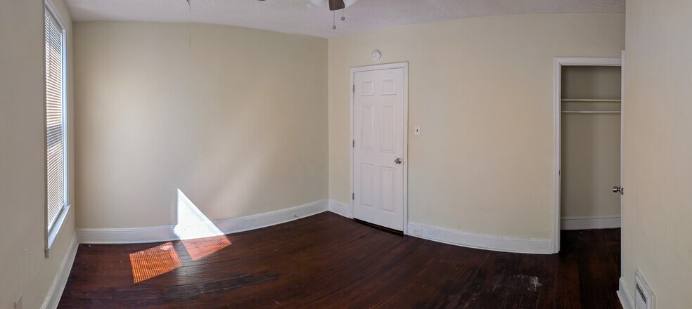 Building Photo - 227 Shedaker St