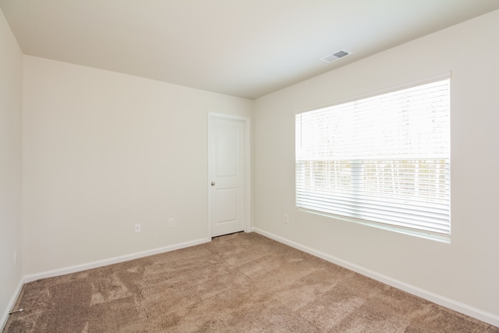 Building Photo - 127 Dorian Lp