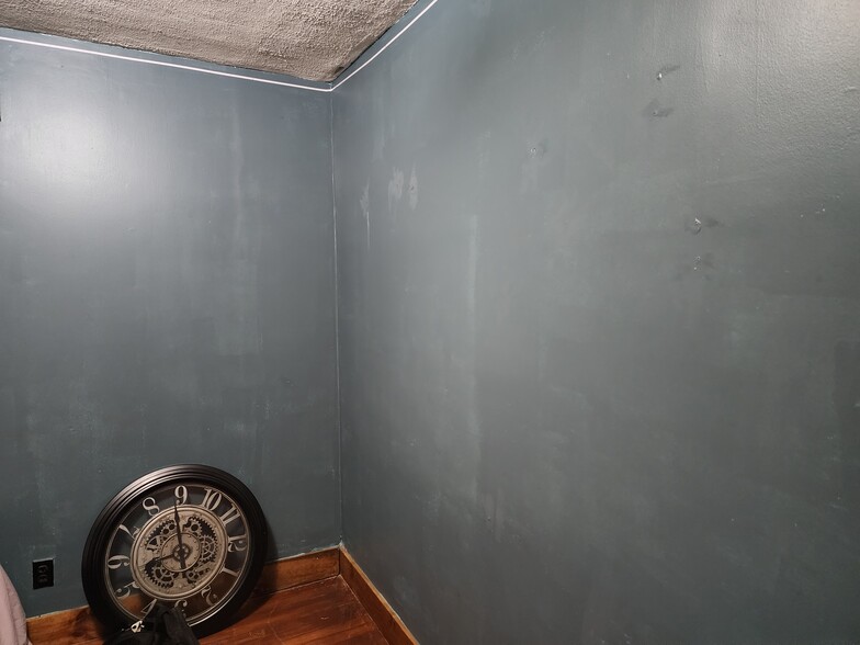 Building Photo - 316 Hartford Rd