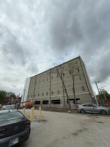 Building Photo - 418 Harrison Street