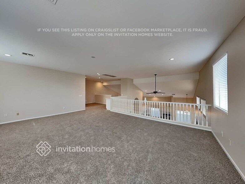 Building Photo - 8787 W Augusta Ave