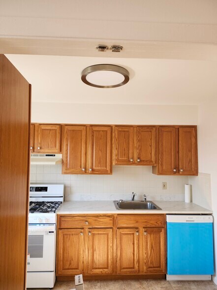 Building Photo - 2467 NJ-10