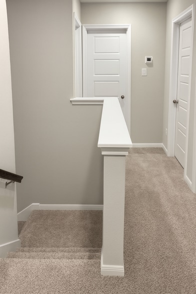 Building Photo - 463 Nespral Dr