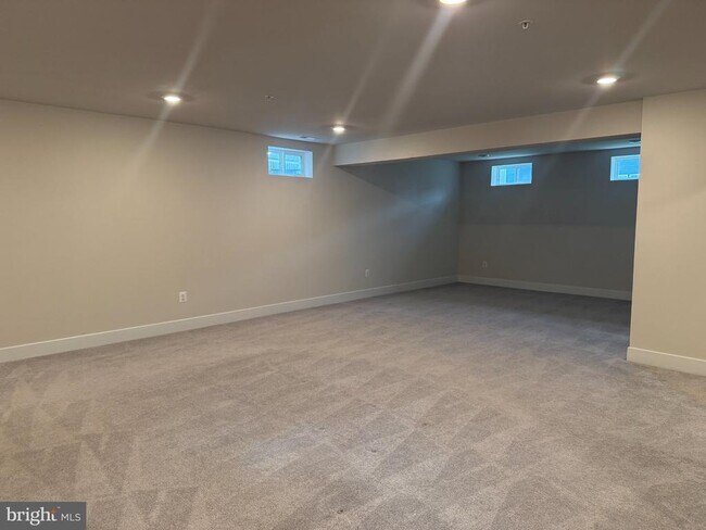 Building Photo - 1407 Pinkerton St