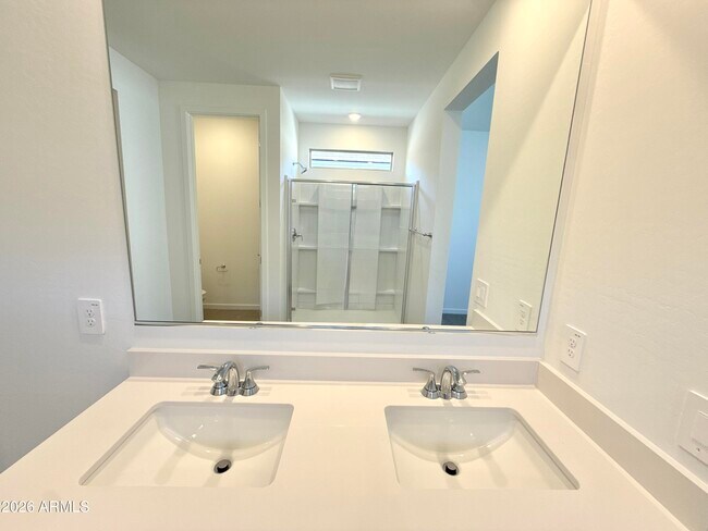 Building Photo - 17346 W Eva St