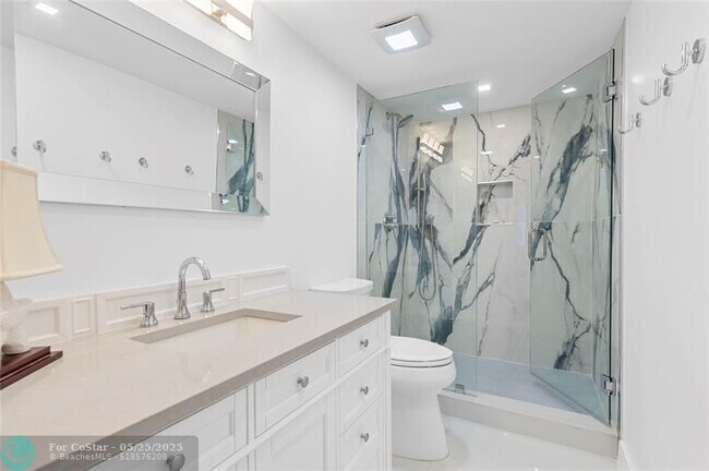 Building Photo - 3850 Galt Ocean Dr