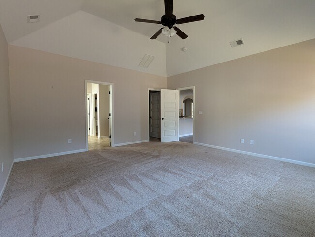 Building Photo - 209 Lovelace Ct